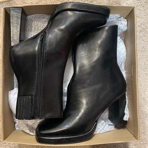 Steve Madden Freya Black Leather boots
